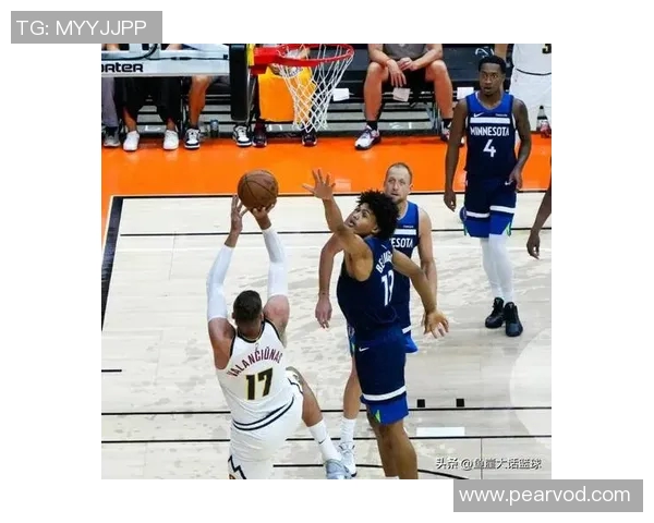 奋力反击！里德飙中三分 森林狼轰出15-1反超掘金